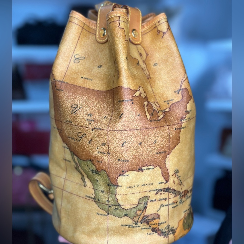 Alviero Martini Bucket Bag